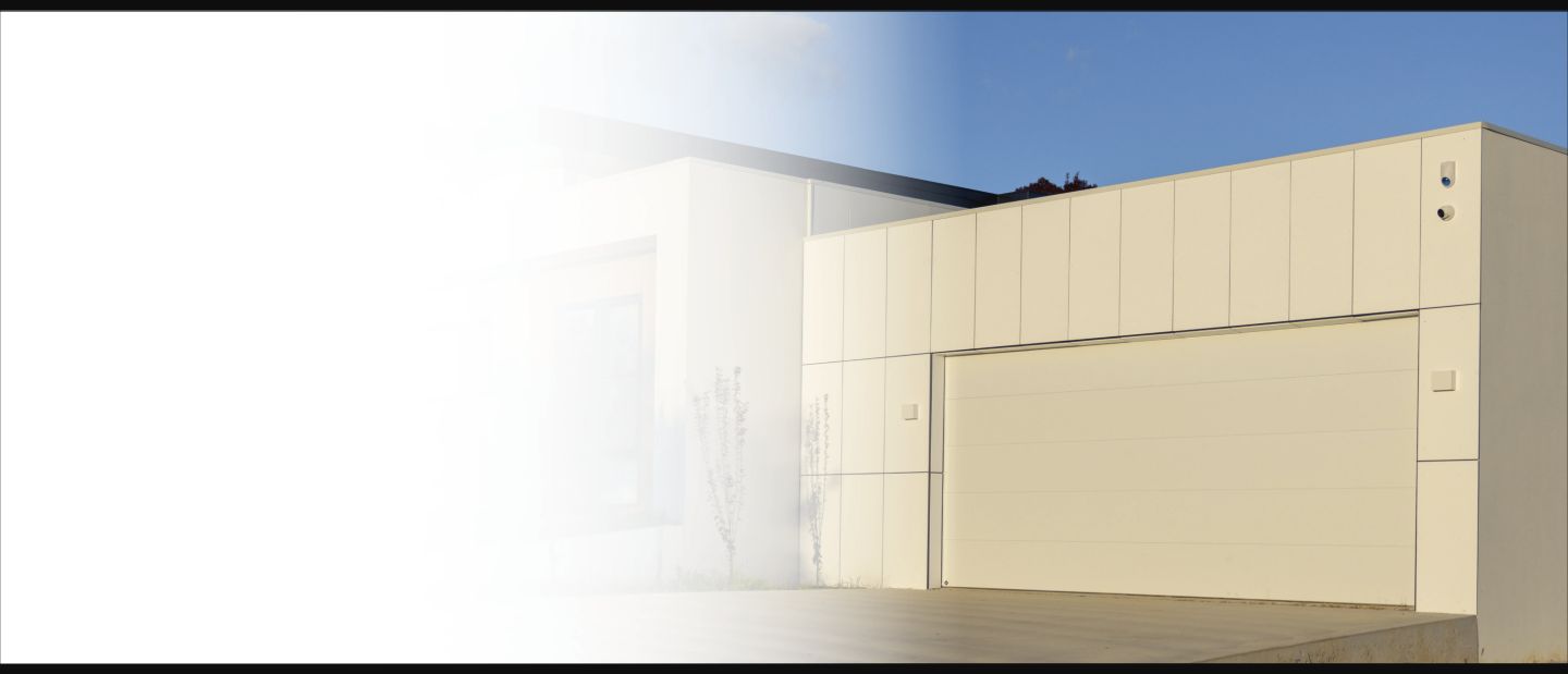 B&D Panelift Sectional Garage Door B&D Panelift sectional garage door in a contemporary home